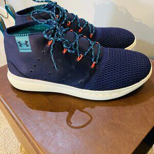 Under Armour 24/7 Mid High Men's Sneak's, Navy, Size 9 1/2